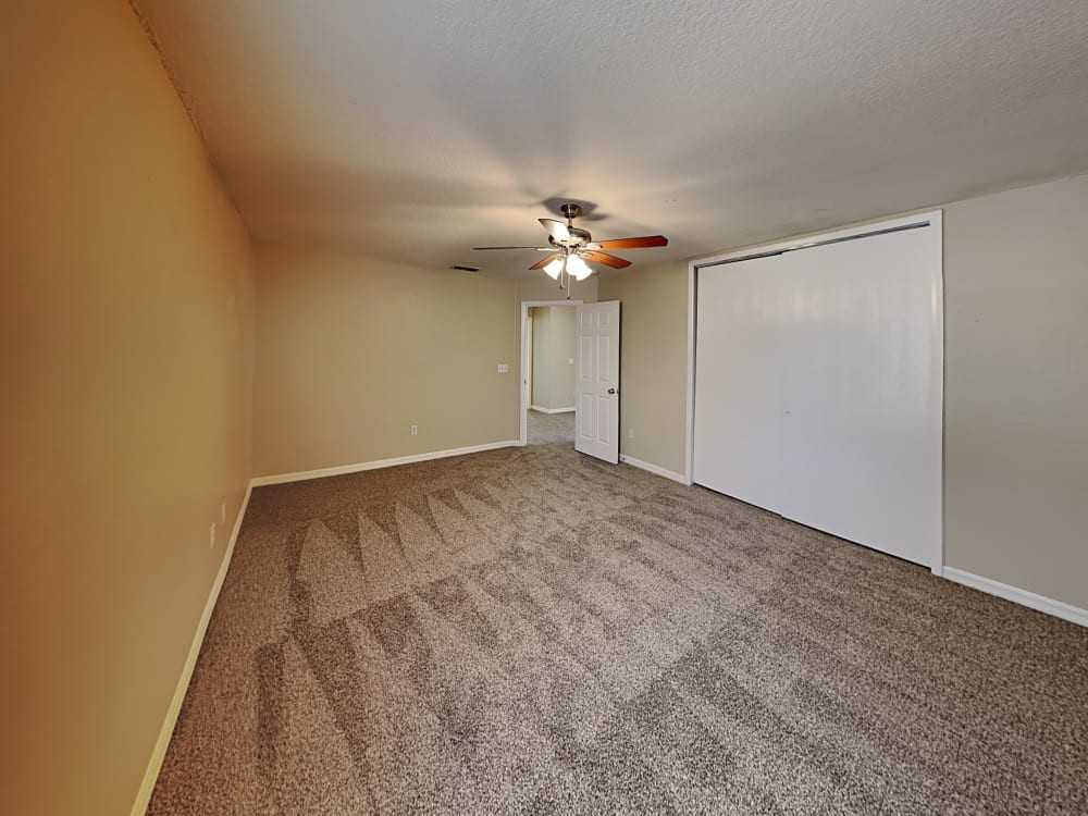 211 Lynn St #NA - Photo 3 of 5