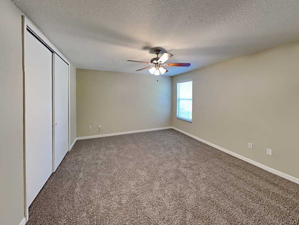 211 Lynn St #NA - Photo 4 of 5