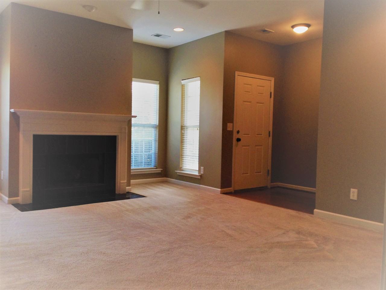 504 Reach Dr #504 - Photo 3 of 10