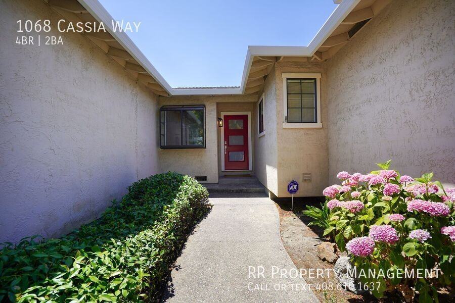 1068 Cassia Way - Photo 3 of 42