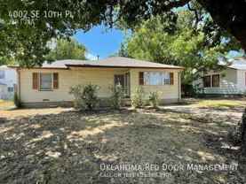 4002 Se 10th Pl - Photo 1 of 1