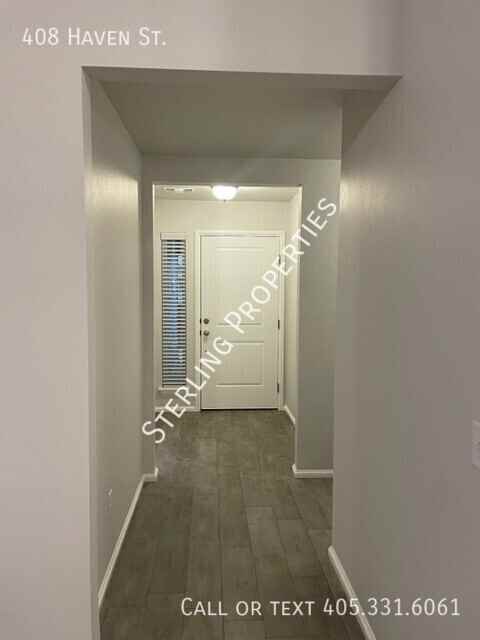 408 Haven St - Photo 3 of 42