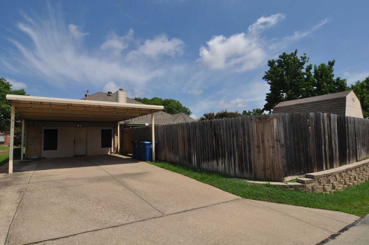 3508 Lily Ln - Photo 3 of 47