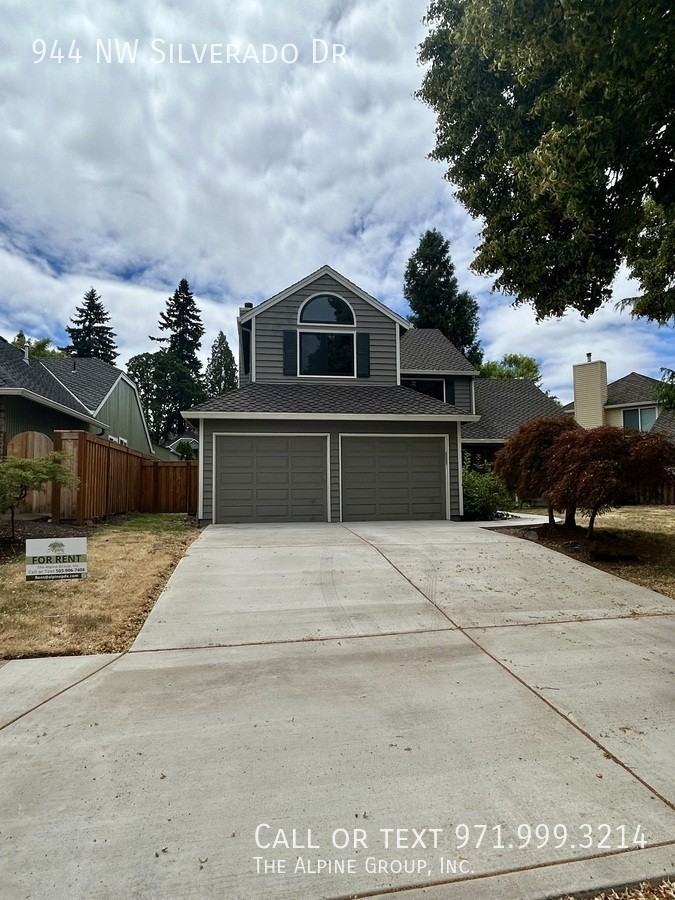 944 Nw Silverado Dr - Photo 2 of 50