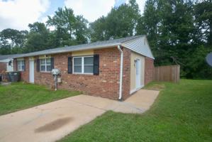 featured image of 38 1/2 Verdi Cir