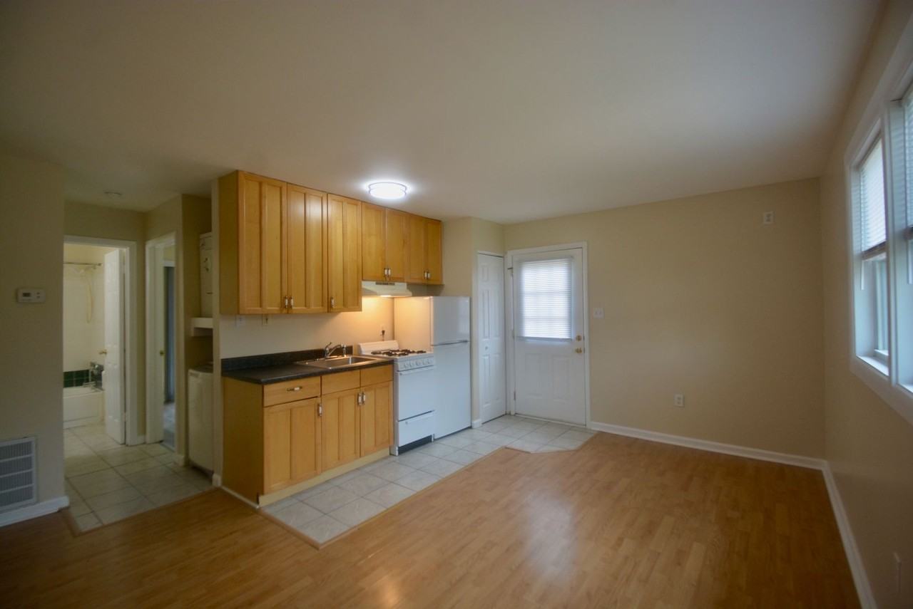 38 1/2 Verdi Cir - Photo 5 of 21