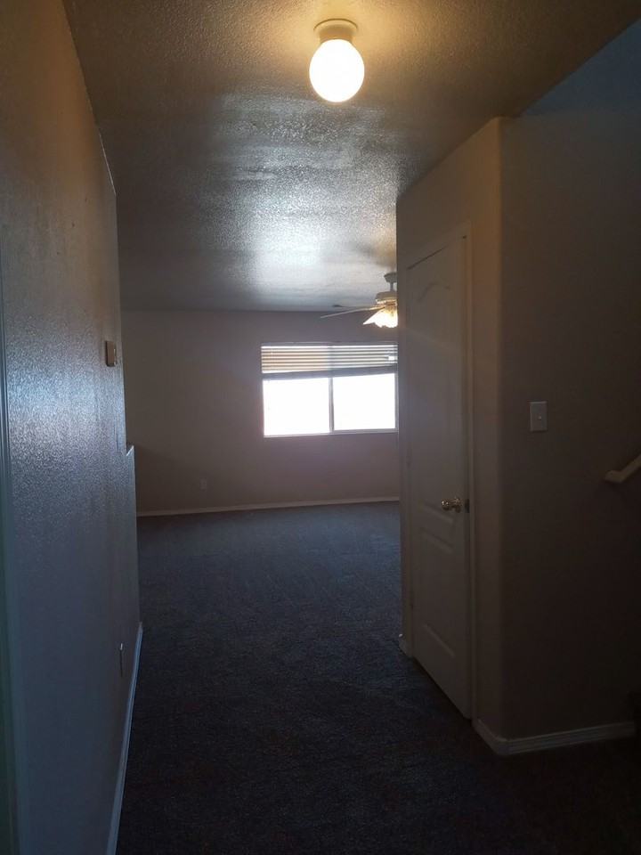 9900 Sunshine Mesa Dr Nw - Photo 5 of 33