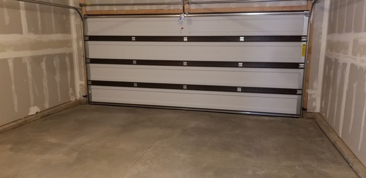 3058 N 275 E - Photo 3 of 27