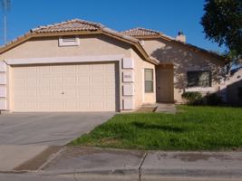 featured image of 2032 E Catclaw St