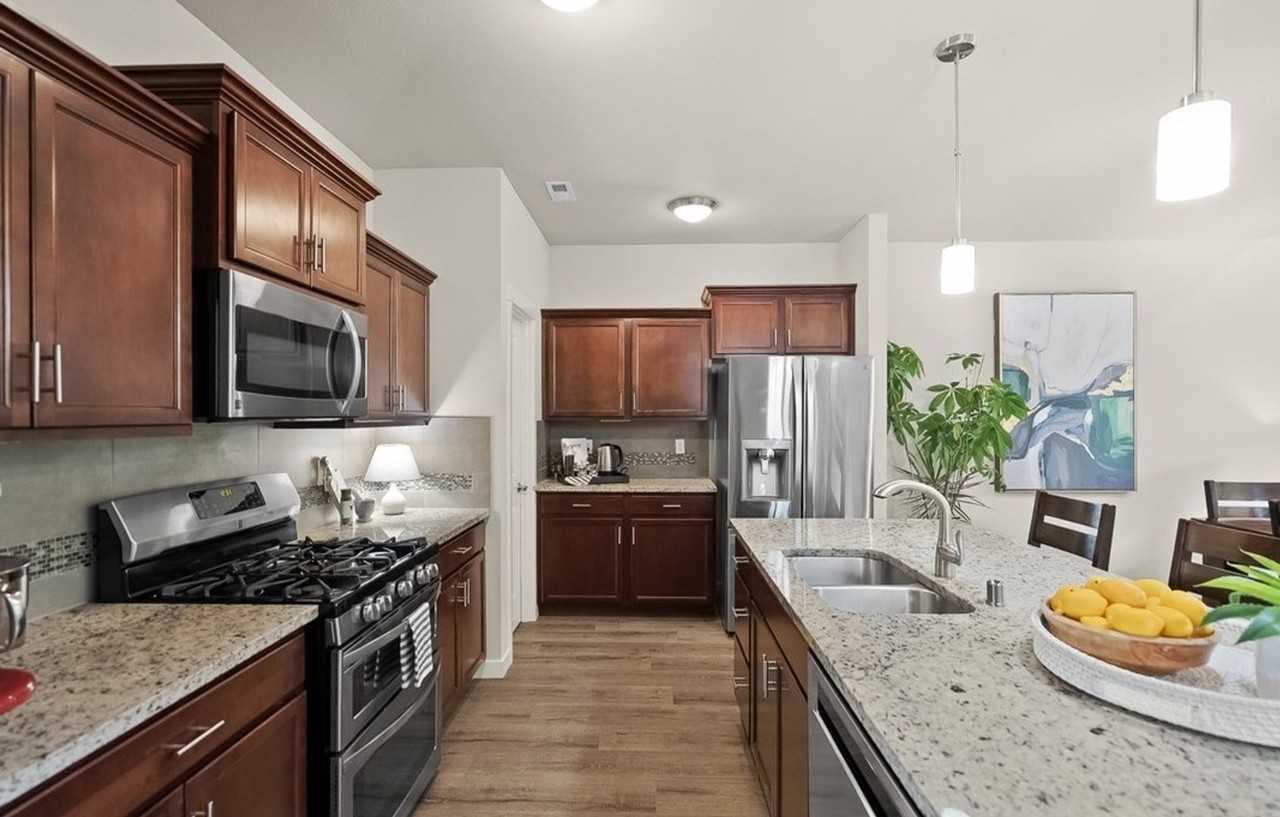 11458 Glacier Pl - Photo 2 of 32