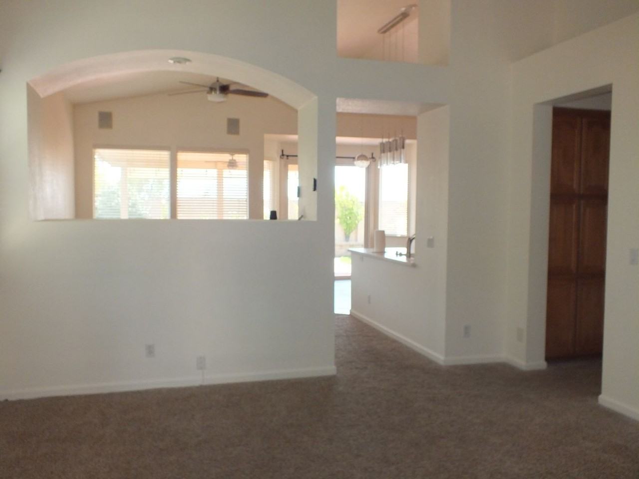 559 Heiler Way - Photo 3 of 20
