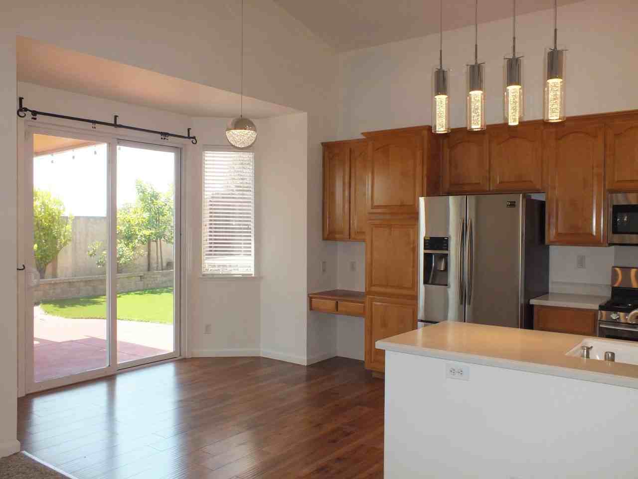 559 Heiler Way - Photo 5 of 20