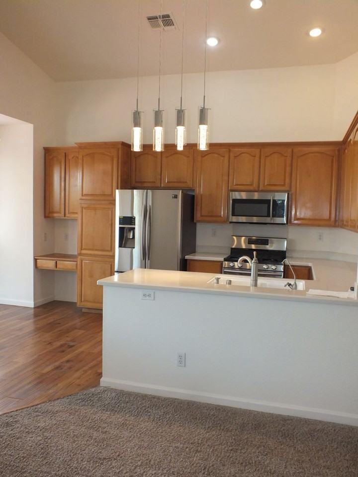 559 Heiler Way - Photo 6 of 20