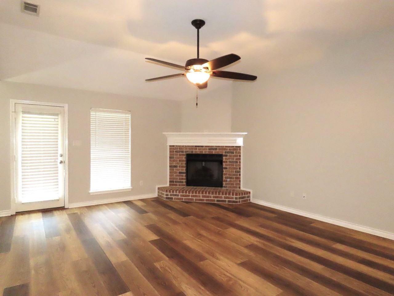 11278 Twin Spires Dr - Photo 3 of 30