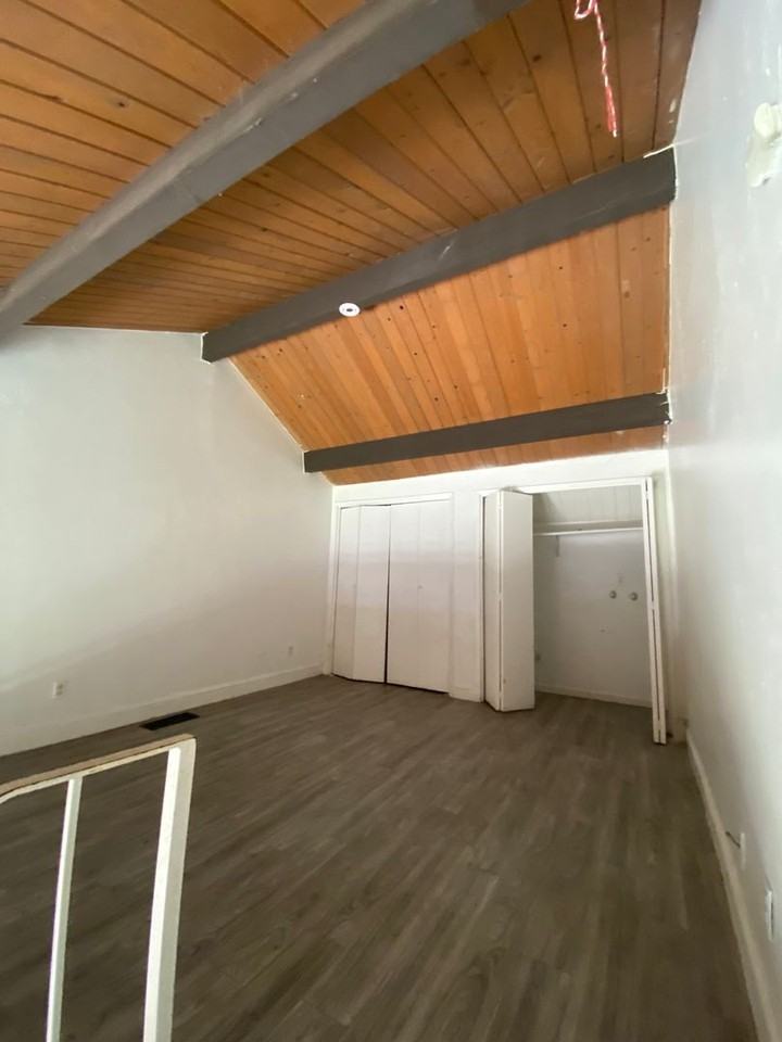 836 Illinois Ave #30 - Photo 4 of 7