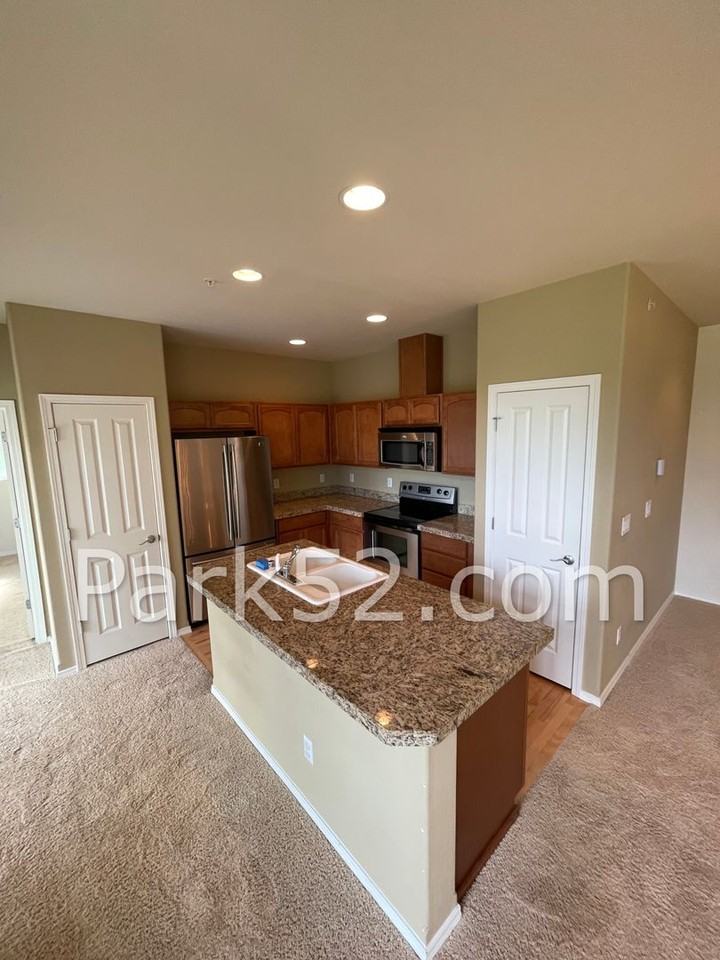 2390 Simmons St #C - Photo 7 of 20