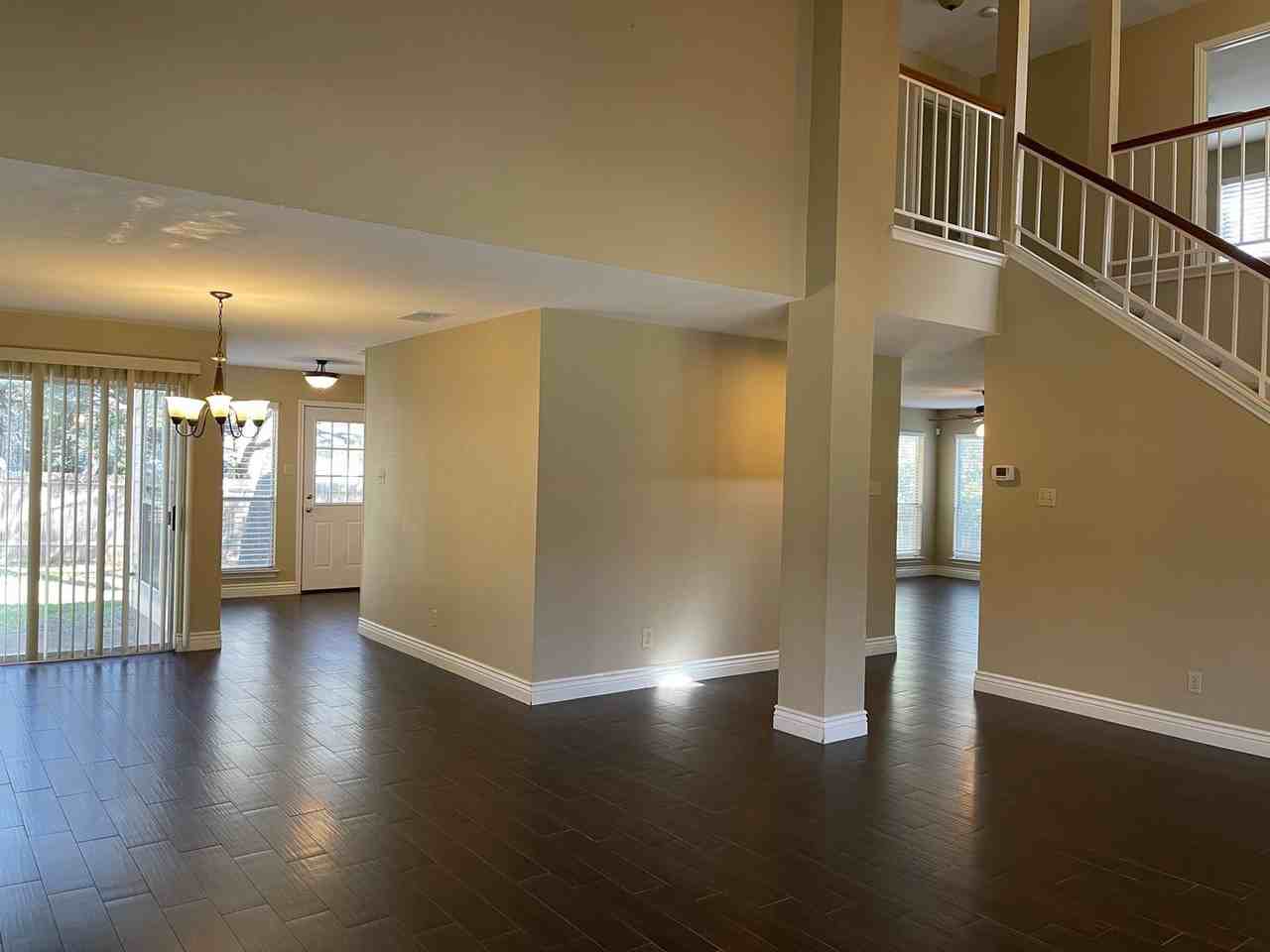 13731 Oak Pebble - Photo 3 of 47