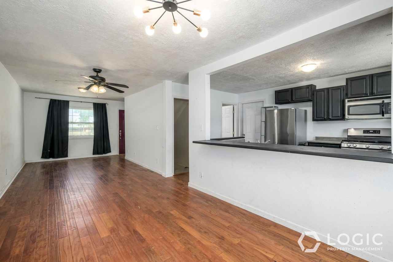 65 W 500 S - Photo 3 of 20