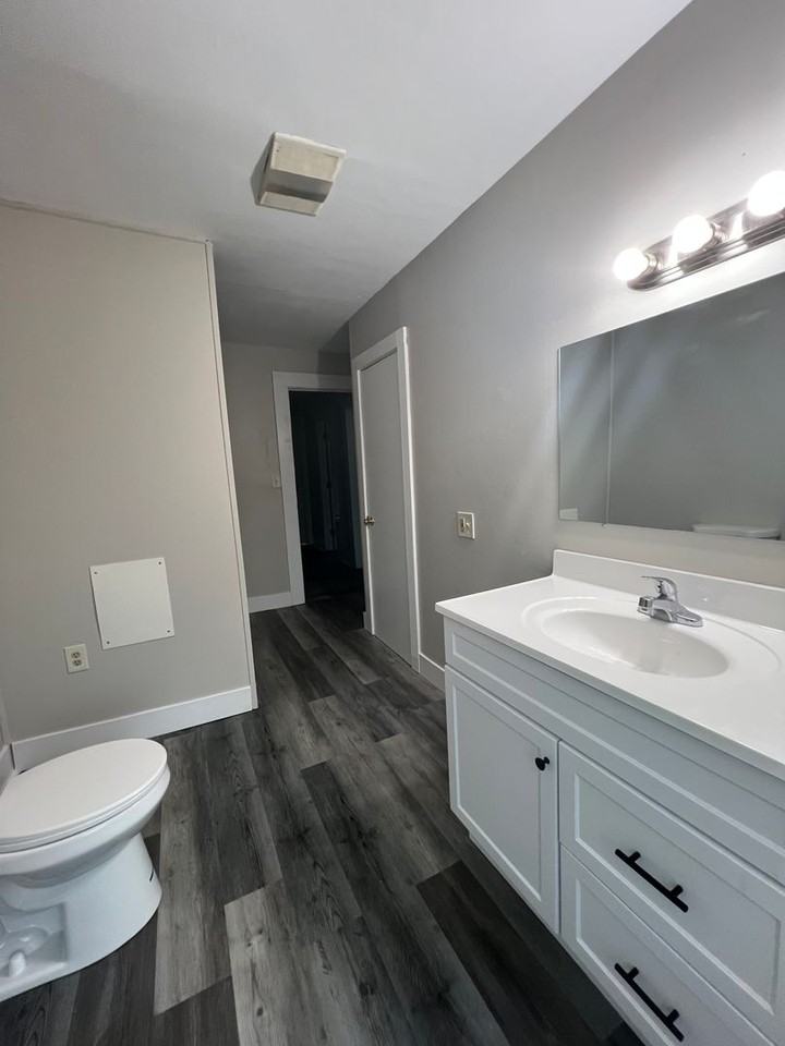 Bridge Street Apartments - Photo 3 of 20