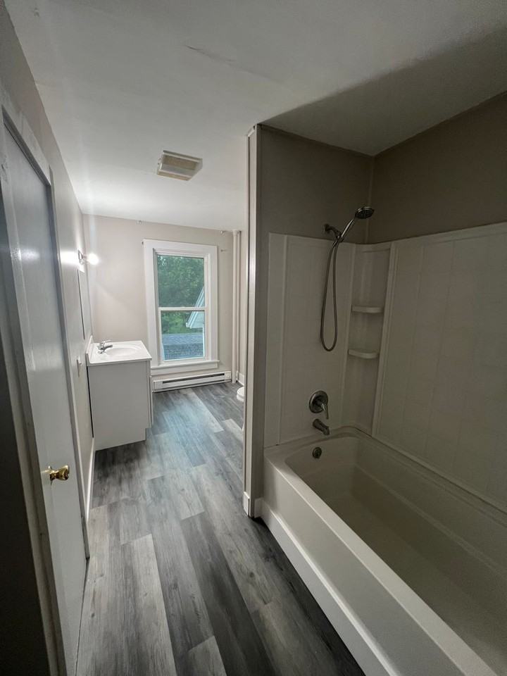 Bridge Street Apartments - Photo 4 of 20
