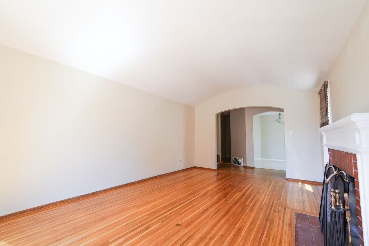 1197 Santa Fe Ave - Photo 3 of 37