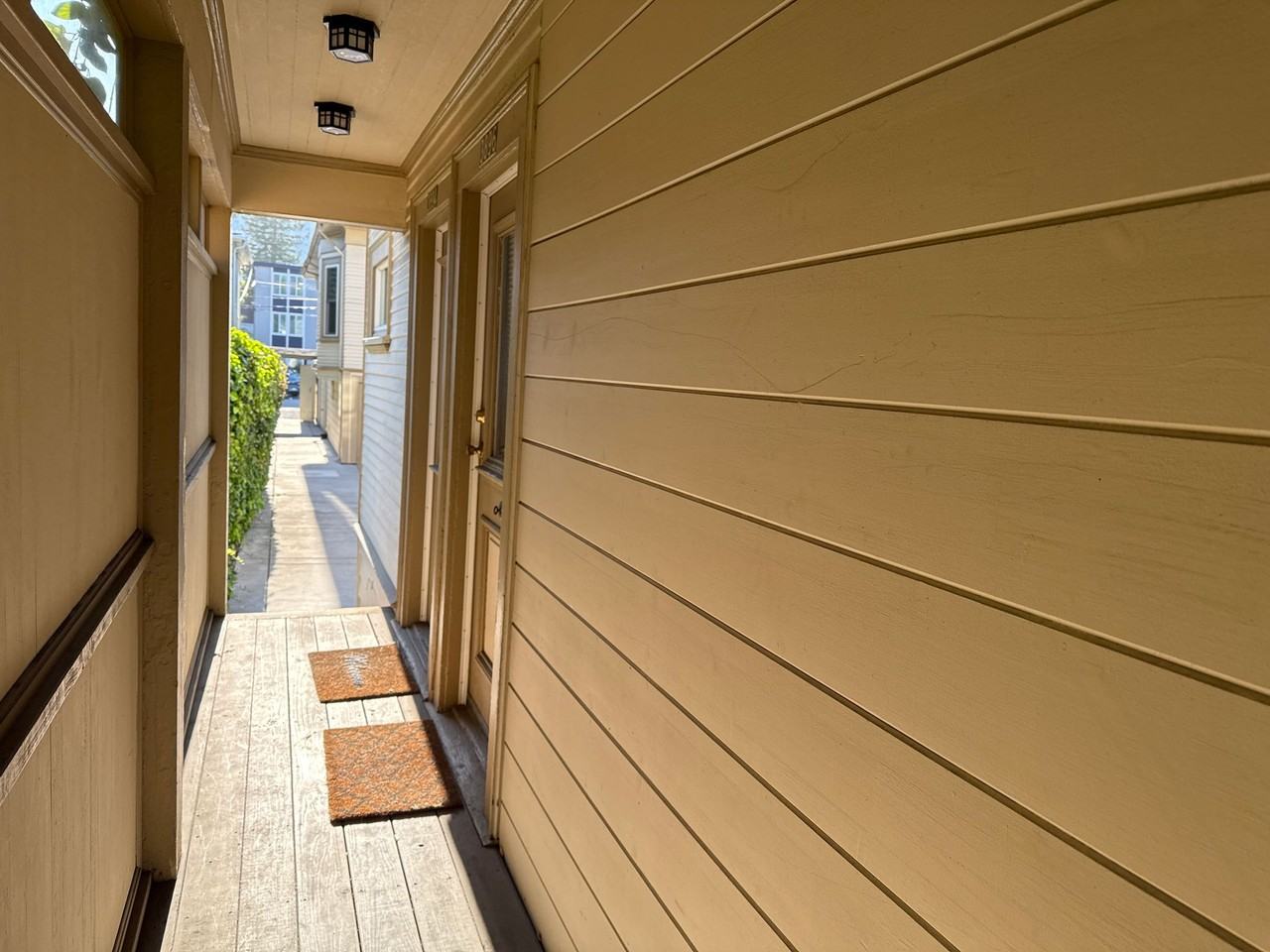 RC- 3894-3896 Ruby St., Oakland, CA, 94609 - Photo 4 of 7