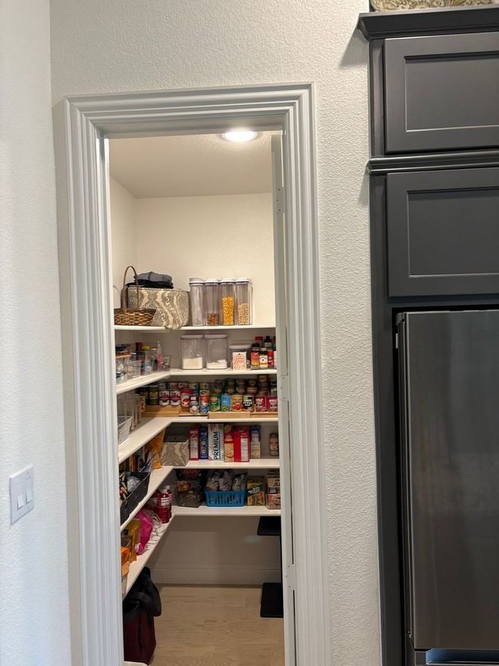 297 Waters Edge Dr - Photo 6 of 21