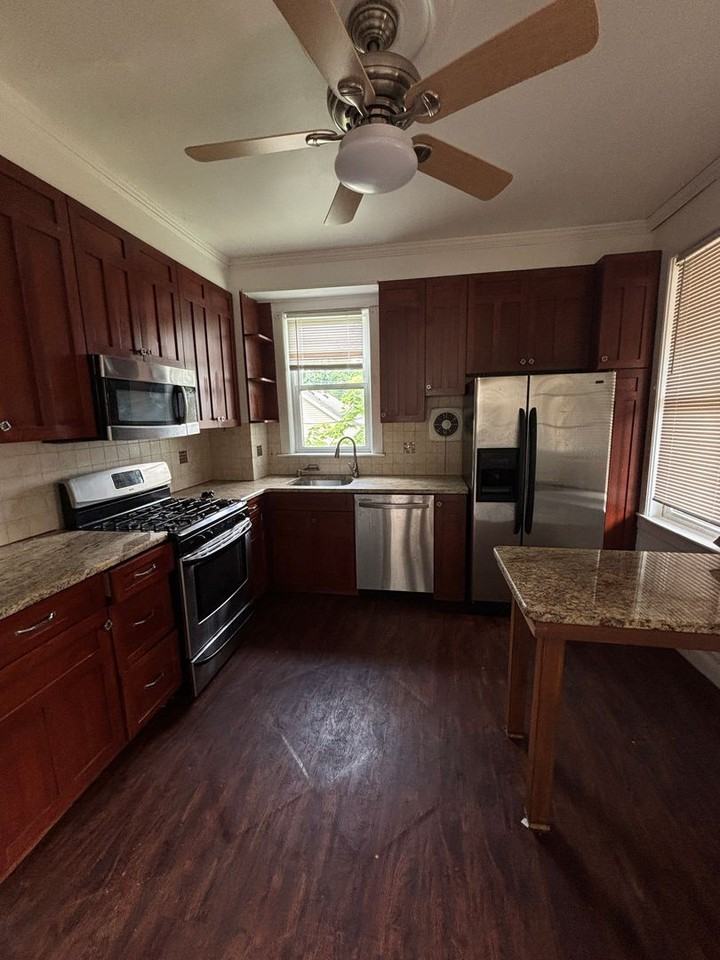 507 Parsons St - Photo 4 of 9