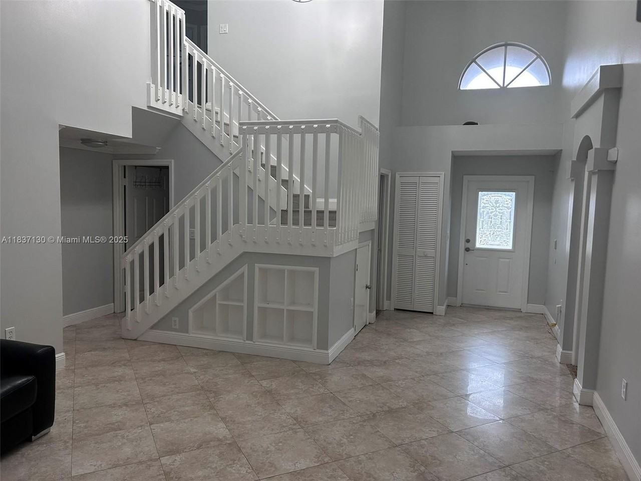 18845 Nw 2nd St - Photo 3 of 11