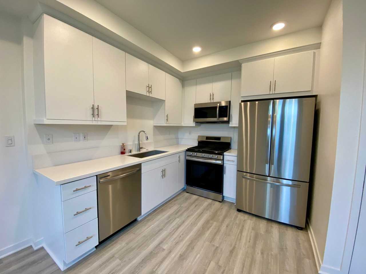 1091 Spare Rd - Photo 6 of 19