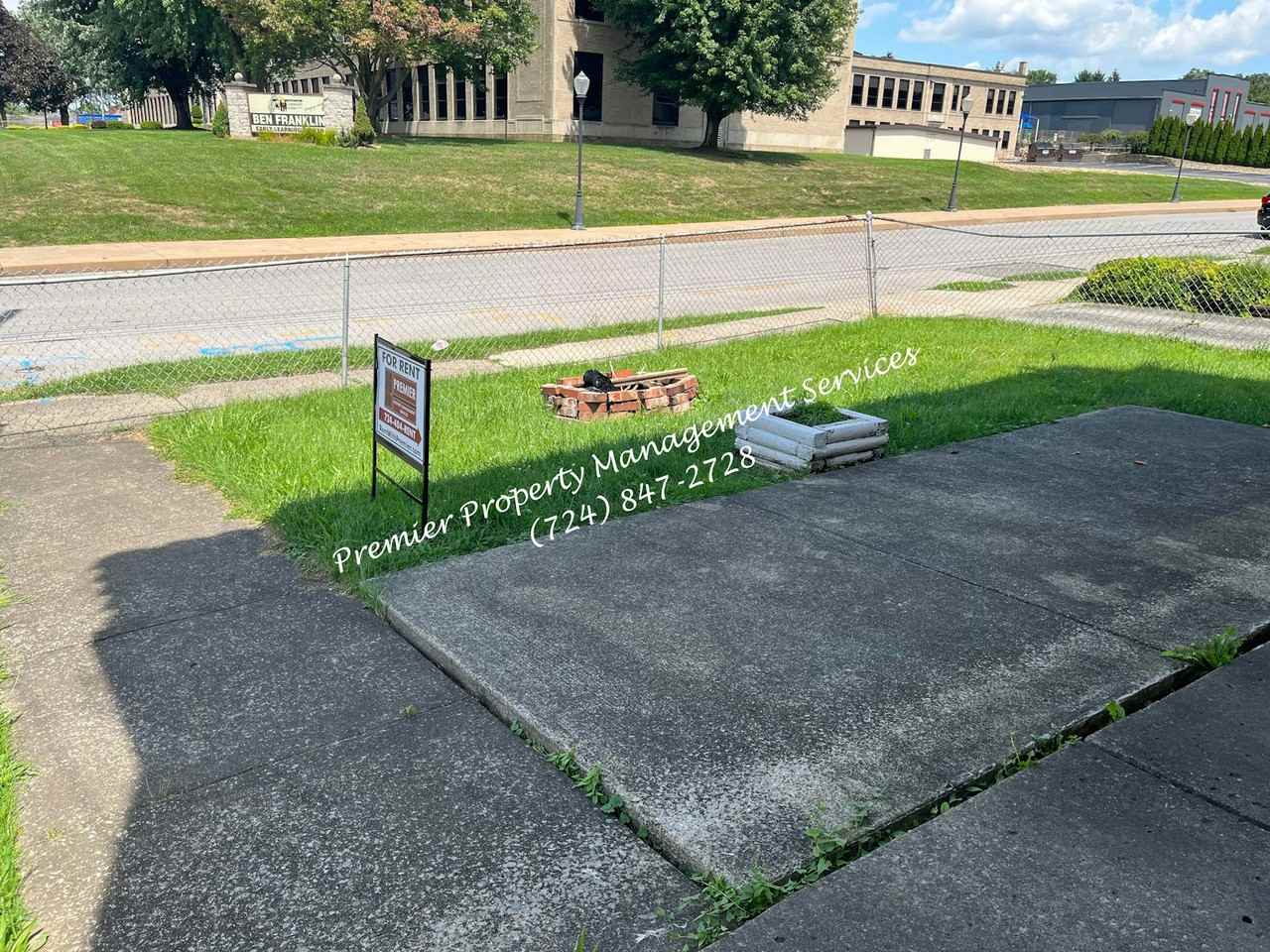 602 East Lutton Street, Unit #1 FRONT - Photo 2 of 14