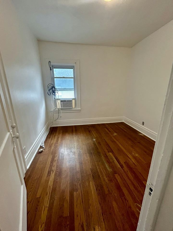 810 Seeley Rd, Unit 810 Selley Rd - Photo 6 of 14