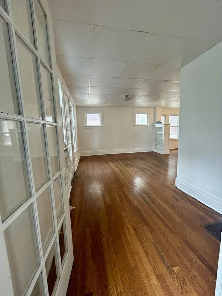 810 Seeley Rd, Unit 810 Selley Rd - Photo 7 of 14