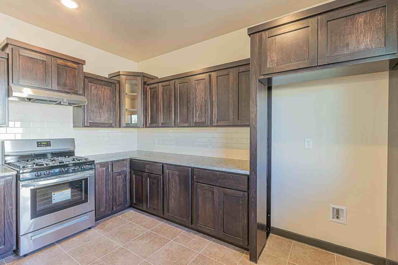 9397 Senor Tedd Way, Unit A - Photo 3 of 18