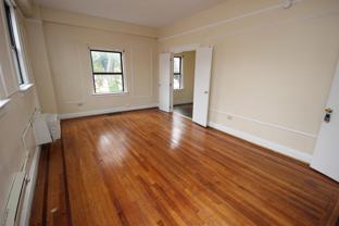 CENTRE COURT -- 158 - Photo 1 of 1