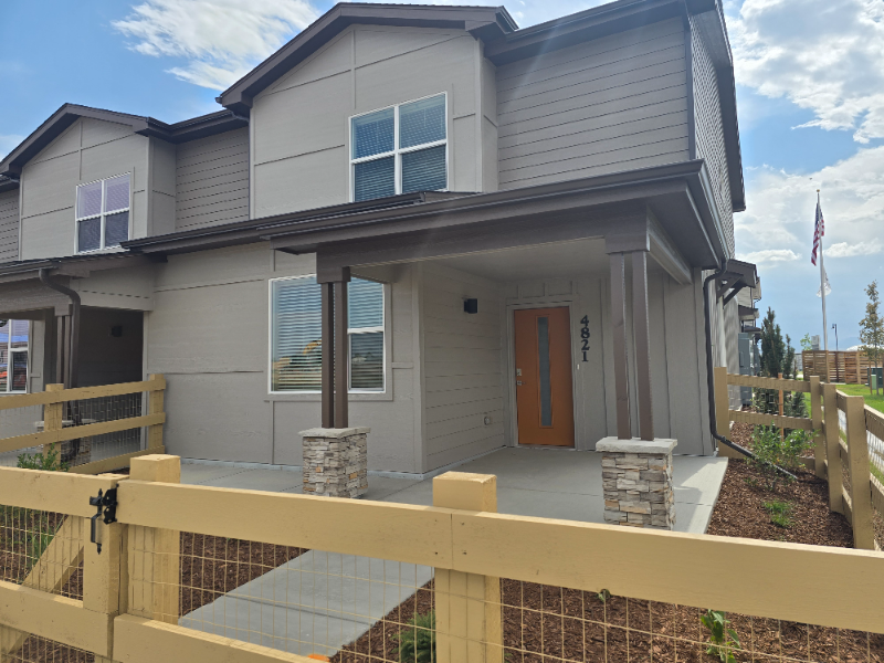 4921 Autumn Leaf Dr - Photo 2 of 26