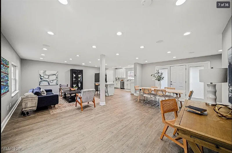 444 Hampshire Rd - Photo 2 of 18