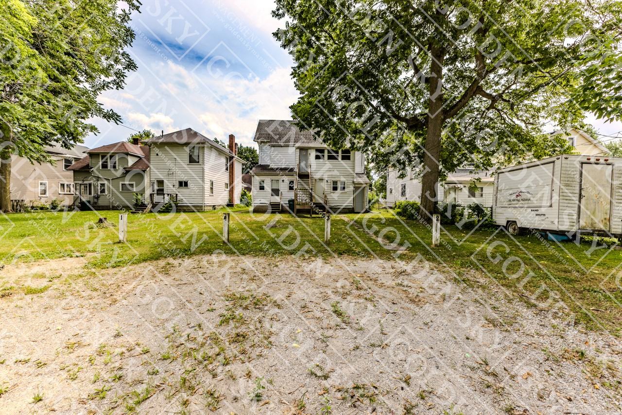 230 Kinsey Street - Unit 4 - Photo 3 of 15