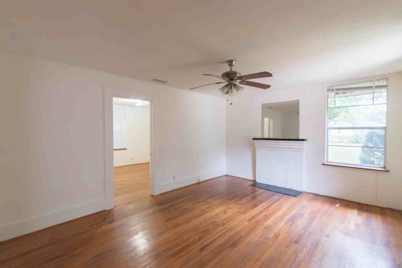 2020 Hollywood Drive - Photo 2 of 13