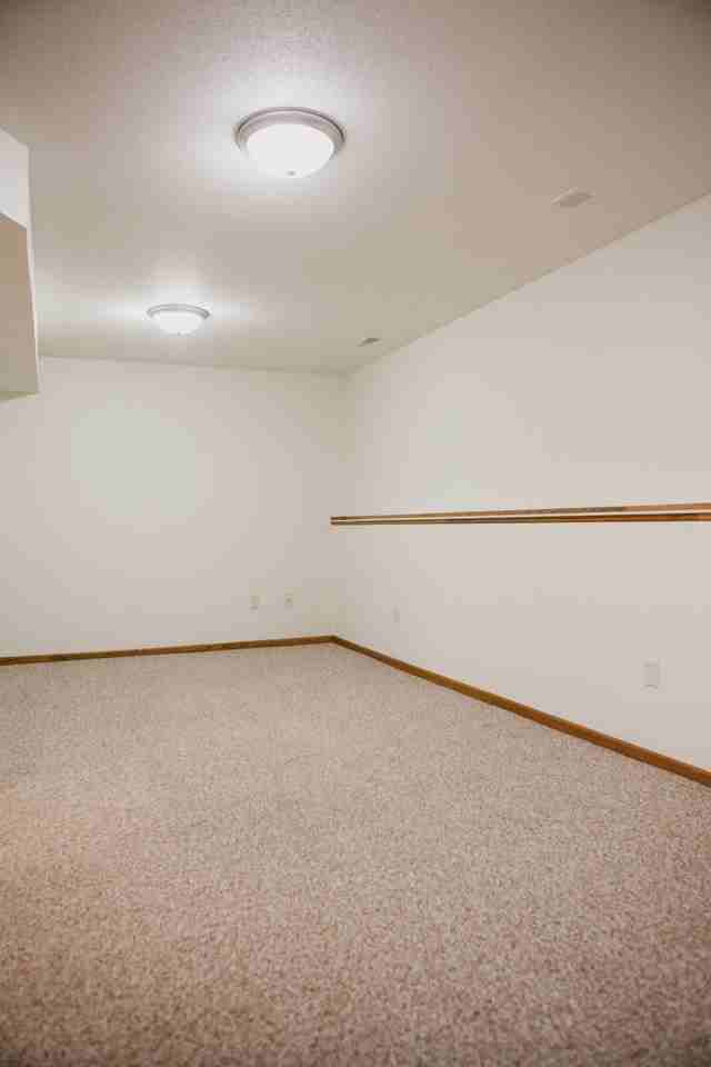 1525-1535 Flat Rd - Photo 3 of 17