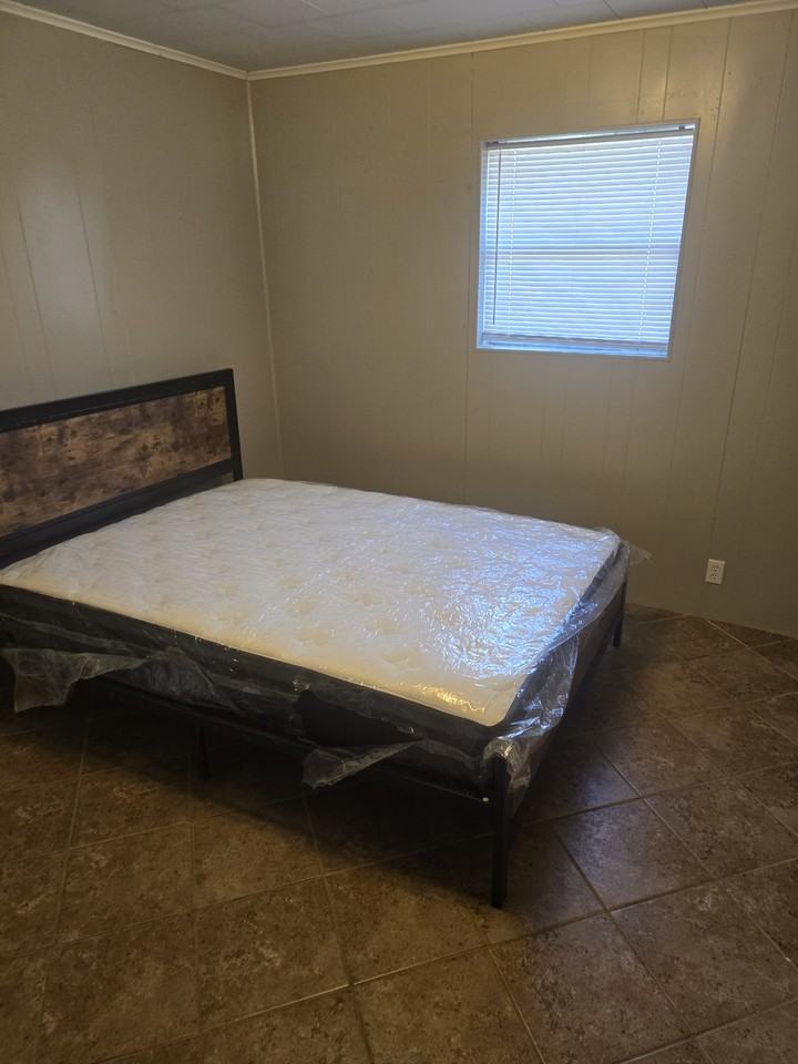 Warren Street Complex - Photo 6 of 9