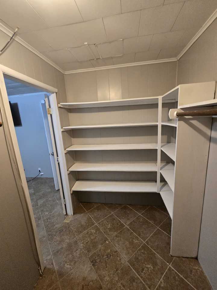 Warren Street Complex - Photo 7 of 9