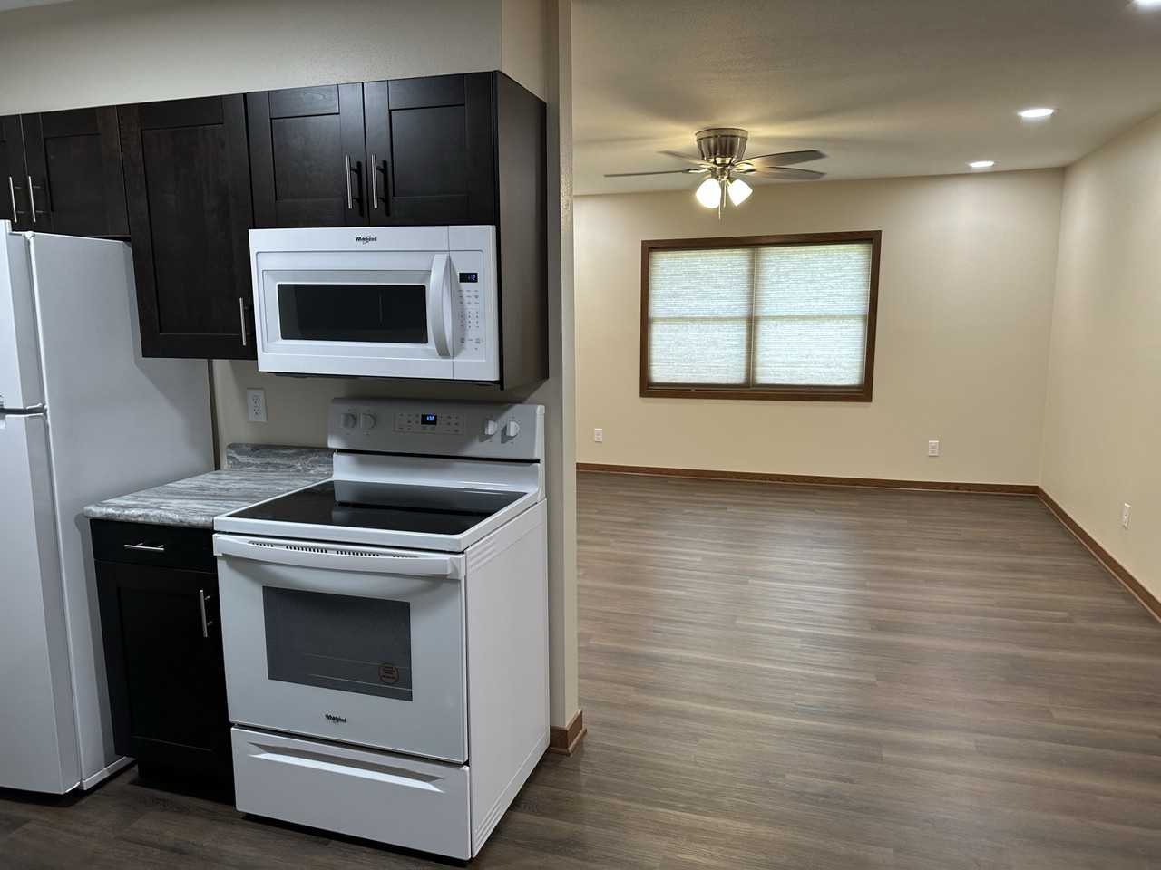 855 Birch - Photo 5 of 18