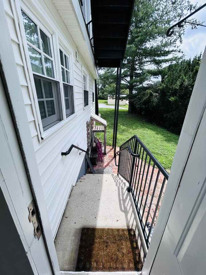 41 North Court Street - Photo 2 of 28