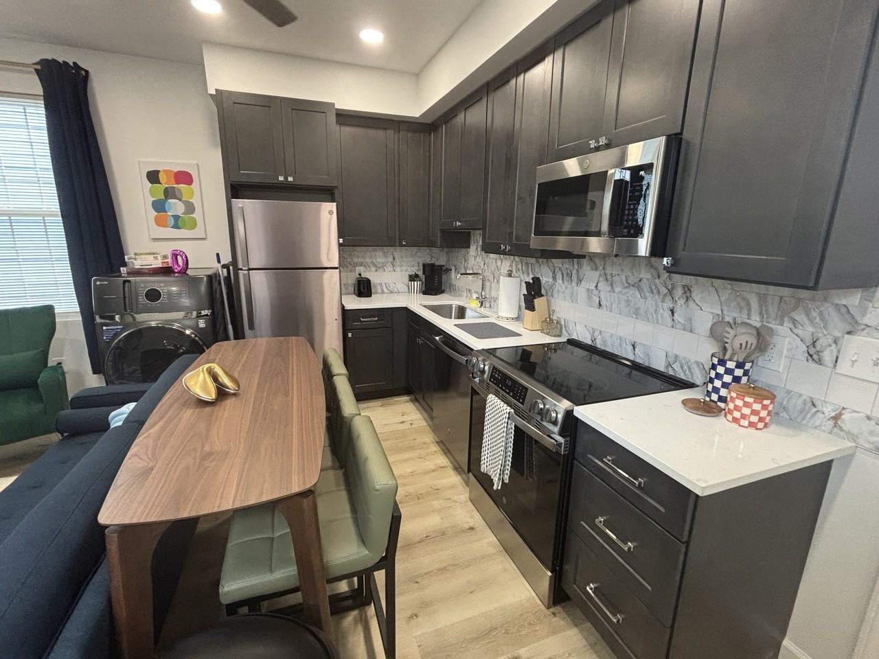 501 Sparella Street - Photo 6 of 22