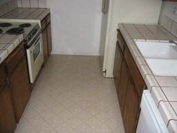 1152 Johnson Ct - Photo 3 of 31