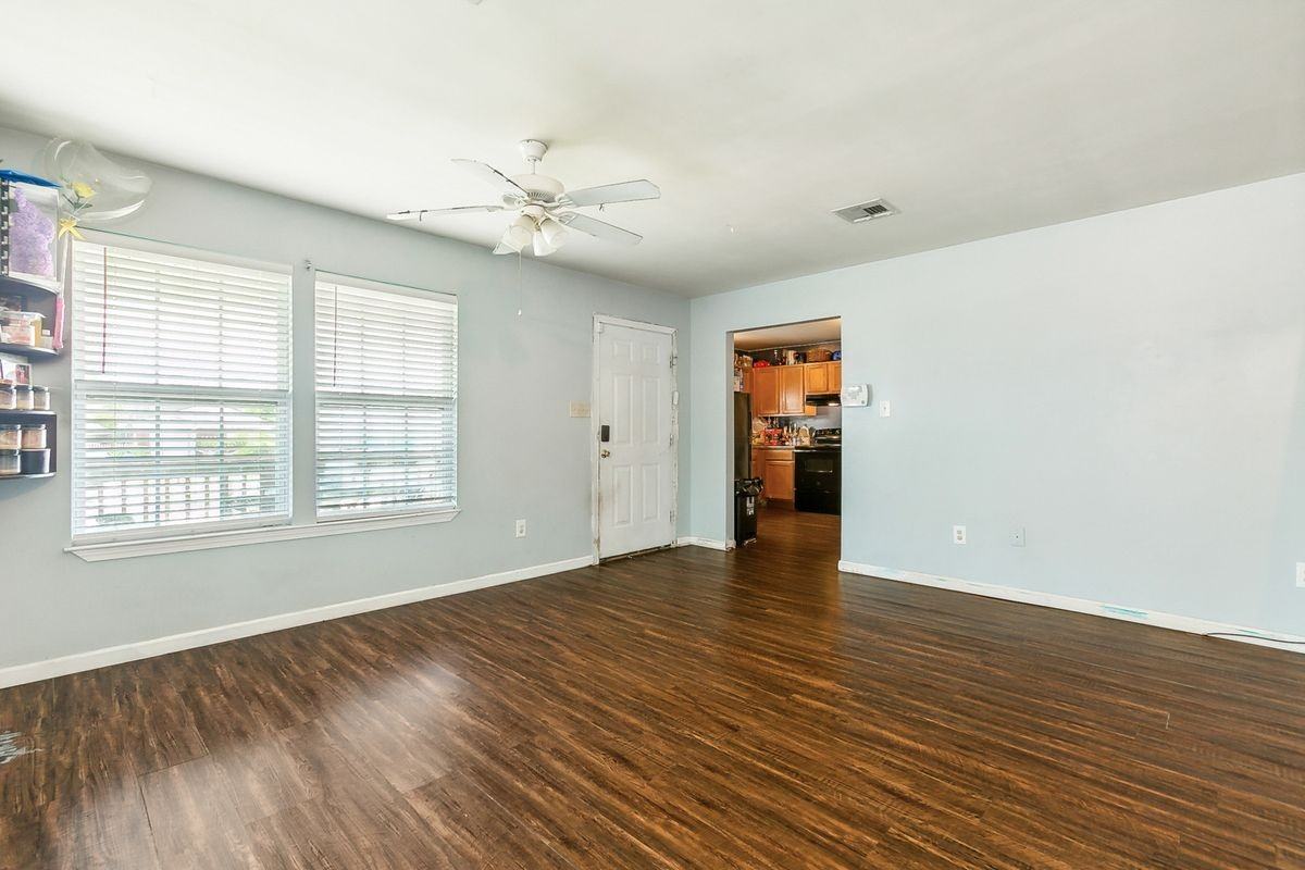 4619 wilson ave WILSON Avenue - Photo 3 of 5