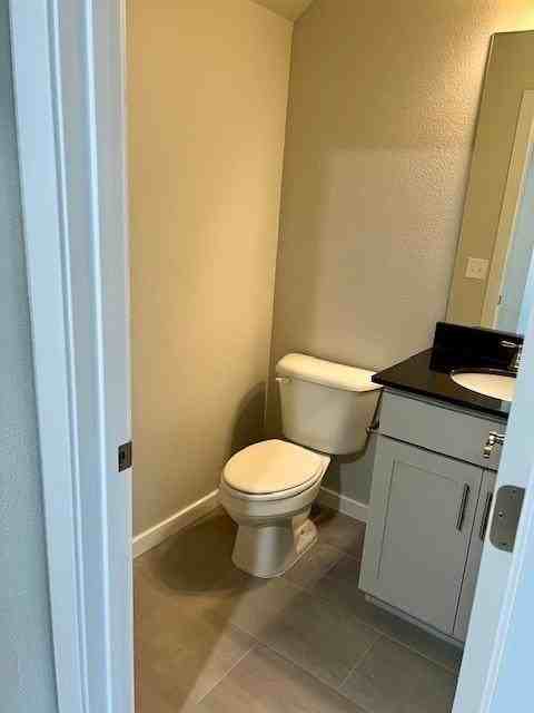 303 Pennington Ave - Photo 6 of 13