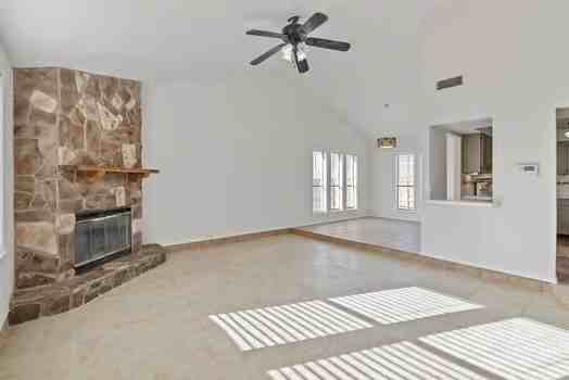 4402 Squaw Pass Ct - Photo 3 of 31