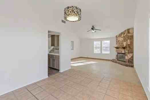 4402 Squaw Pass Ct - Photo 6 of 31